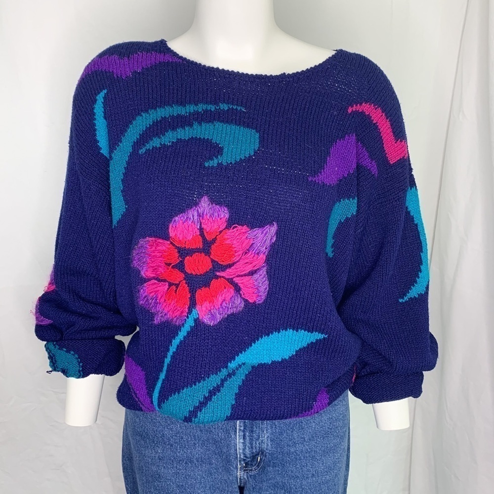 VINTAGE Lara Ferrante Floral Embroidered Purple Angora Blend Sweater